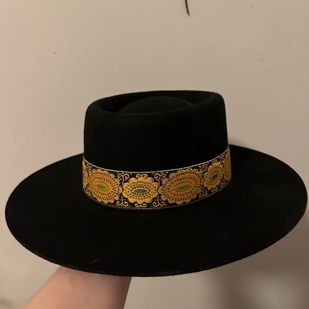 Lack of Color Lolita Hat